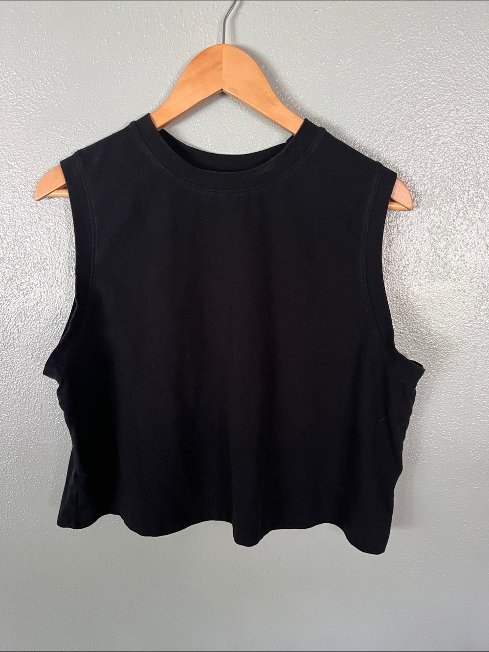 a new day Black Cropped Muscle Tank - Sleeveless Crewneck